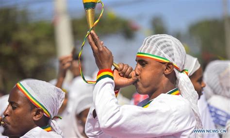  Quibir's Surprise Duet at Addis Ababa Music Festival: A Fusion of Ethiopian Soul and Western Pop?