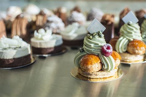 Vincents' Parisian Pastry Catastrophe: A Culinary Mishap Turned Viral Sensation!